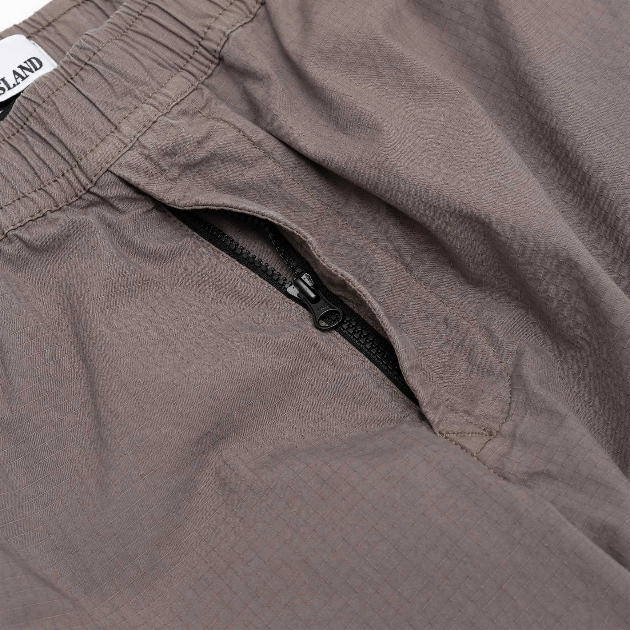 LOOSE FIT CARGO PANTS